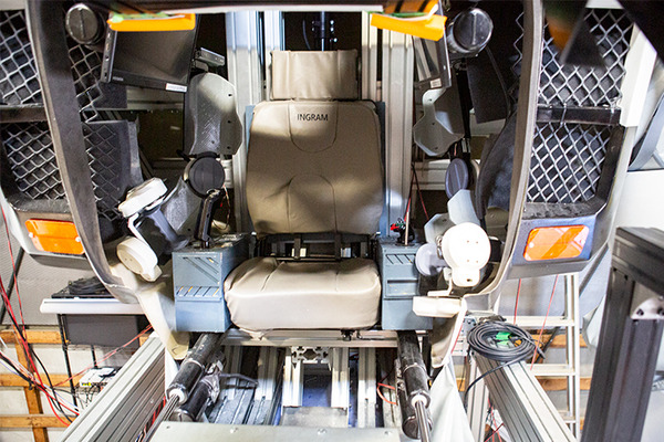 ついに待望の機動警察パトレイバー「実物大イングラム」に搭乗して操縦できるパトレイバーラボ公開！先行体験レポート