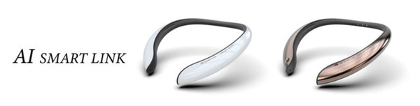 京都芸術大学とシャープ 耳にかけて生成AIと手軽にコミュニケーションできる『AIスマートリンク』を共同開発