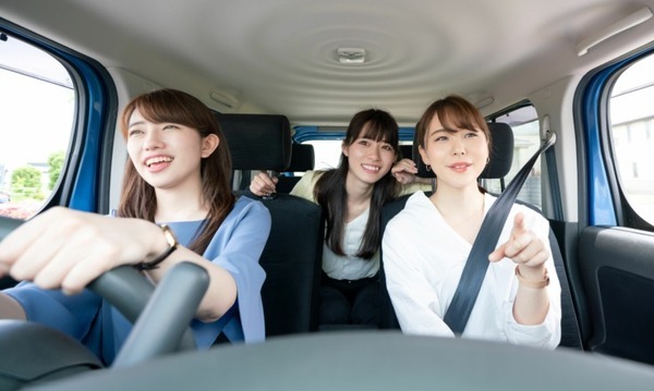 「NP1、写真を撮って」車内のシーンも思い出として残せるドラレコ＆音声ナビ＆Wi-Fi　音声撮影と録画機能を拡充　パイオニア
