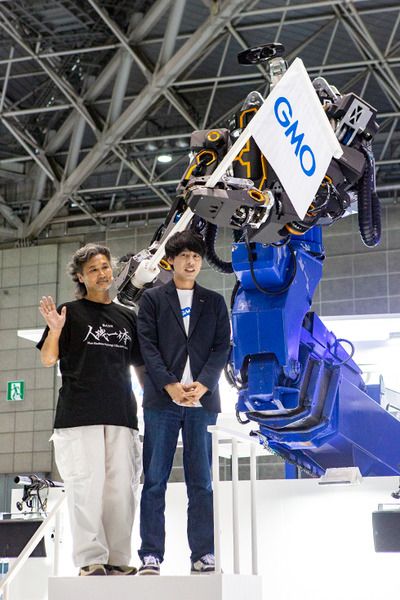 【速報】鉄道会社が導入した巨大な汎用人型重機「零式人機」の特別版デモを公開！「JAPAN ROBOT WEEK 2024」GMOブースで