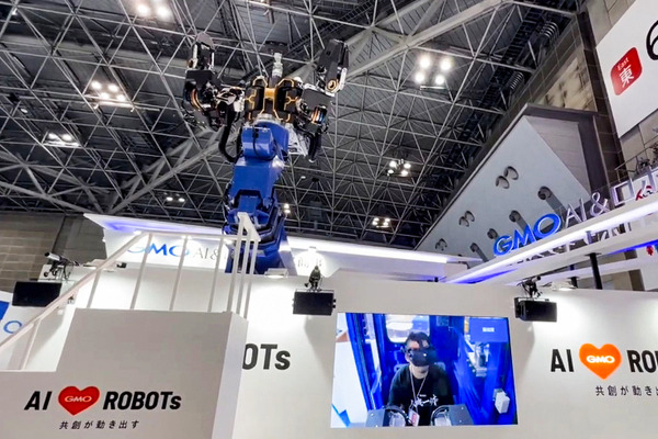 【速報】鉄道会社が導入した巨大な汎用人型重機「零式人機」の特別版デモを公開！「JAPAN ROBOT WEEK 2024」GMOブースで