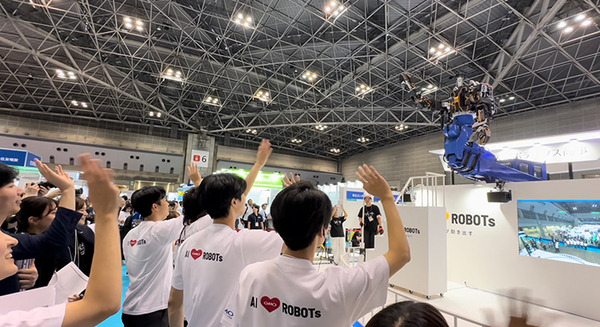 【速報】鉄道会社が導入した巨大な汎用人型重機「零式人機」の特別版デモを公開！「JAPAN ROBOT WEEK 2024」GMOブースで