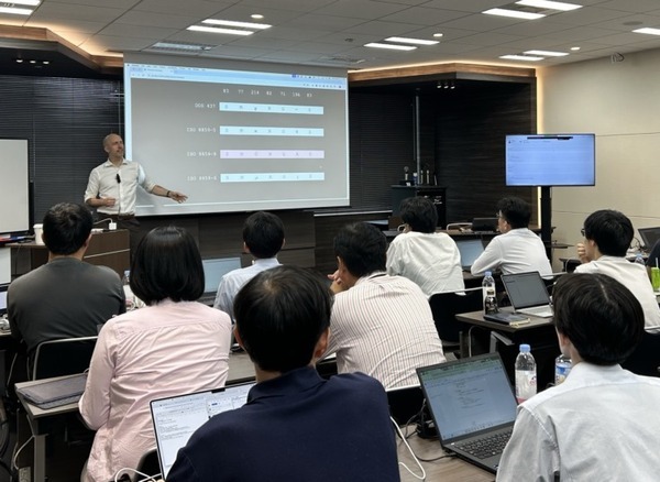 他の言語にリアルタイム翻訳して自分の声で話せる「Cross-Language Meeting β版」CoeFontが無料で提供開始