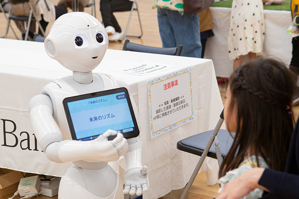 家族連れでちょっと先の面白い未来を体験「ちょもろー2024」レポート(1) ロボットや最新技術との触れあい編