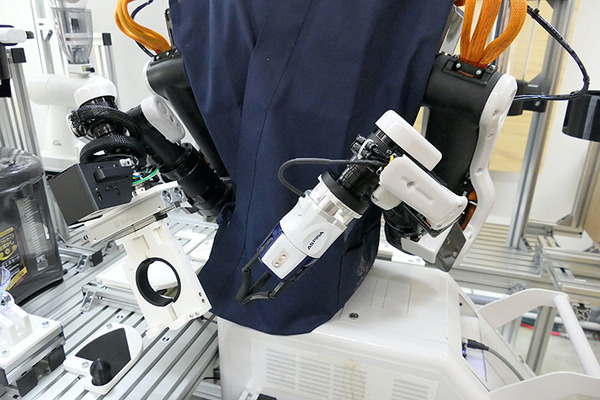 人型ロボットがコーヒーを淹れるお店「ハレとケ」は非日常と日常、人工物と自然物が交わるところ　埼玉・南浦和にオープン