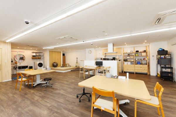 帝人のリハビリ施設「Selbst-D」で 機能訓練用BMI（ブレイン・マシン・インターフェース）を用いたサービスを開始