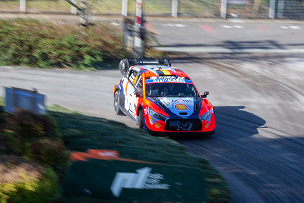 WRC「ラリージャパン2024」開幕！ホームのトヨタGRがヒョンデとの最終決戦へ！「シェイクダウン」や「現地の様子」写真レポート
