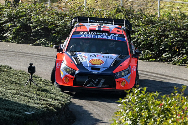 WRC「ラリージャパン2024」開幕！ホームのトヨタGRがヒョンデとの最終決戦へ！「シェイクダウン」や「現地の様子」写真レポート