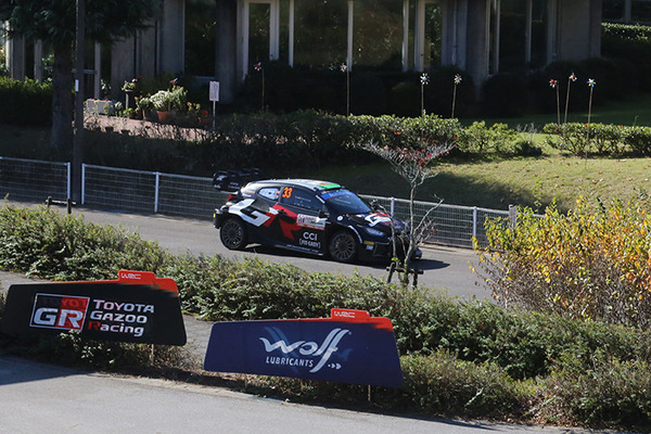 WRC「ラリージャパン2024」開幕！ホームのトヨタGRがヒョンデとの最終決戦へ！「シェイクダウン」や「現地の様子」写真レポート