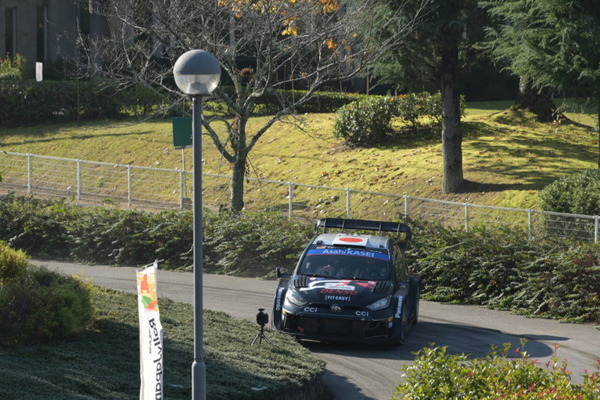 WRC「ラリージャパン2024」開幕！ホームのトヨタGRがヒョンデとの最終決戦へ！「シェイクダウン」や「現地の様子」写真レポート