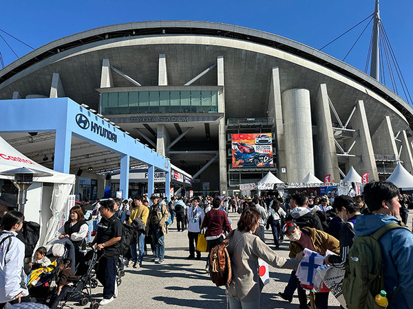 WRC「ラリージャパン2024」開幕！ホームのトヨタGRがヒョンデとの最終決戦へ！「シェイクダウン」や「現地の様子」写真レポート