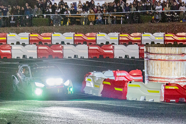 WRCラリージャパン　勝田貴元選手が岡崎ナイトステージで2連続トップタイム