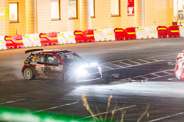 WRCラリージャパン　勝田貴元選手が岡崎ナイトステージで2連続トップタイム