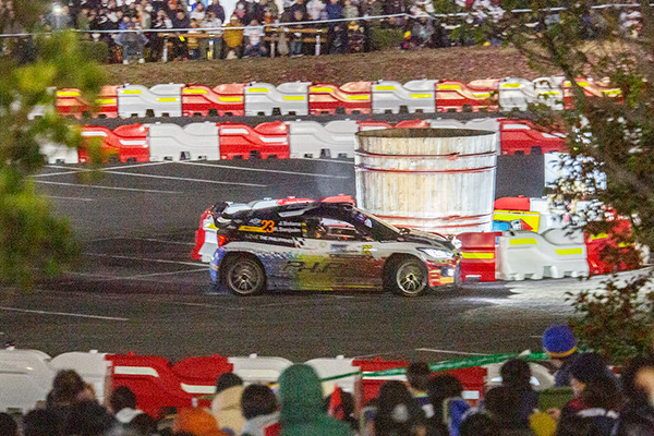 WRCラリージャパン　勝田貴元選手が岡崎ナイトステージで2連続トップタイム
