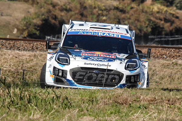 WRCラリージャパン 一般車両が競技コースに進入し、SS12はキャンセルに　3日目を終えての総合順位は・・