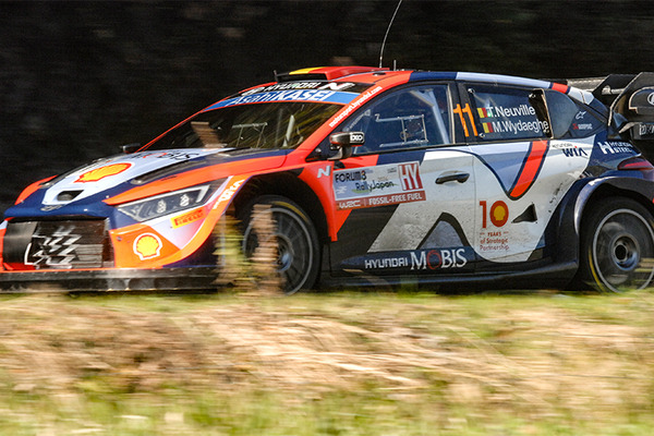 WRCラリージャパン 一般車両が競技コースに進入し、SS12はキャンセルに　3日目を終えての総合順位は・・