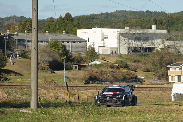 WRCラリージャパン 一般車両が競技コースに進入し、SS12はキャンセルに　3日目を終えての総合順位は・・