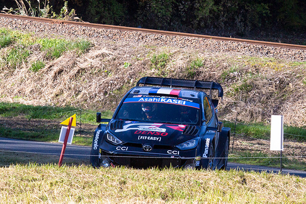WRCラリージャパン 一般車両が競技コースに進入し、SS12はキャンセルに　3日目を終えての総合順位は・・