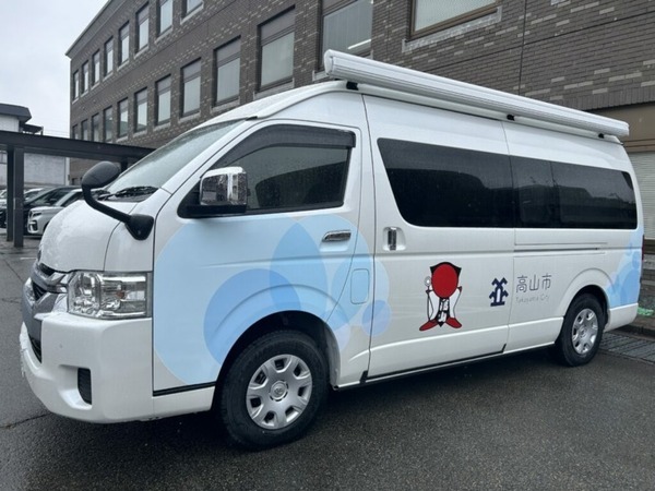 MONETが岐阜県高山市での医療MaaSの実証運行に協力　「マルチタスク車両」や運行管理システム、管理者向けのシステムを提供