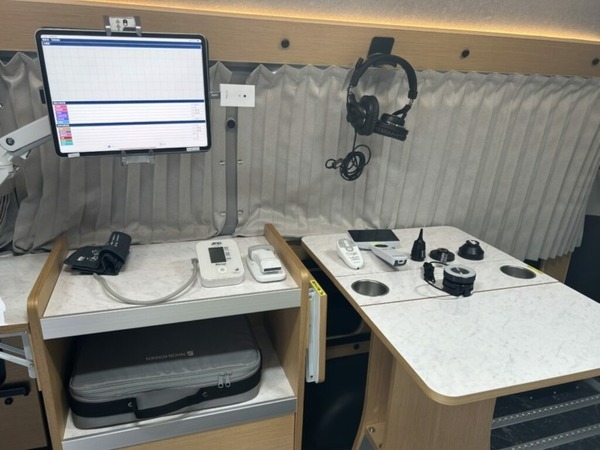 MONETが岐阜県高山市での医療MaaSの実証運行に協力　「マルチタスク車両」や運行管理システム、管理者向けのシステムを提供