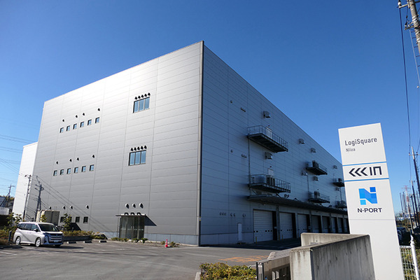 日販の物流新拠点「N-PORT新座」に自在型自動倉庫「ラピュタASRS」が導入　多品種少量在庫管理に対応