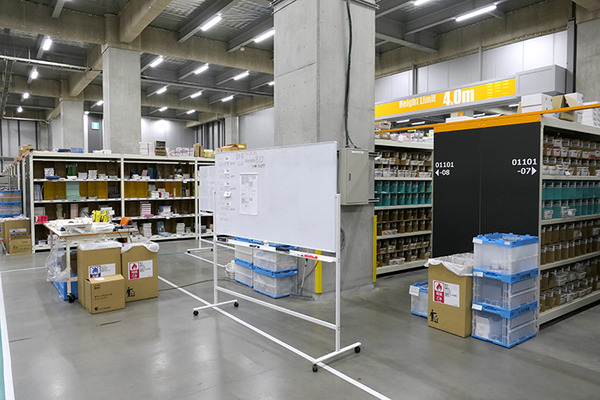 日販の物流新拠点「N-PORT新座」に自在型自動倉庫「ラピュタASRS」が導入　多品種少量在庫管理に対応