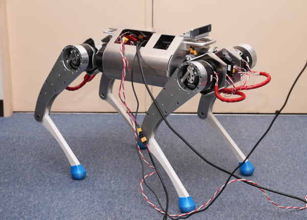 アールティが国産4足歩行ロボットの開発に着手　受注生産で2025年度内の発売を予定