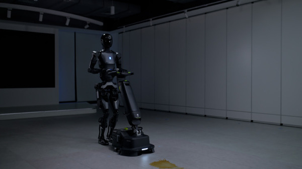 PUDU初の二足歩行型ヒューマノイドロボット「PUDU D9」発表 「人間として生まれる」コアデザインの詳細を公開