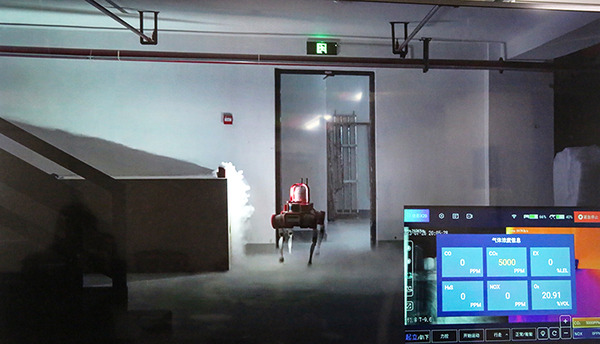 【速報】驚異的な身体能力の「Lynx」販売予約を開始　機動力ではヒューマノイドとの境界を越える四足AIロボット、DEEPRobotics