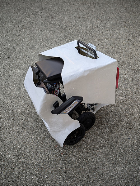 【動画あり】折り畳み式で持ち運べる次世代モビリティEV「Jo-Car」がナンバー取得、公道のテスト走行を開始