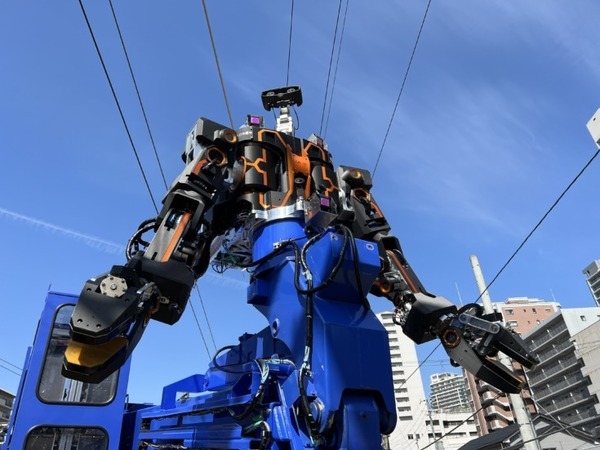 京都鉄道博物館に汎用人型重機「零式人機2.0」登場、「500系新幹線」とのコラボ(撮影可)も実現