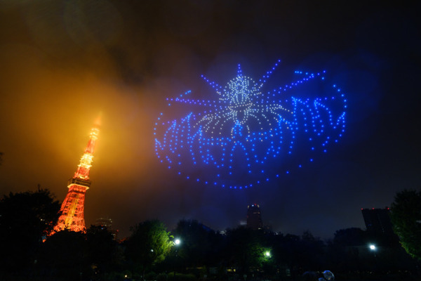 【動画】人気漫画『宝石の国』最終巻記念のドローンショー、東京タワー横で開催　累計23万再生超えの動画公開