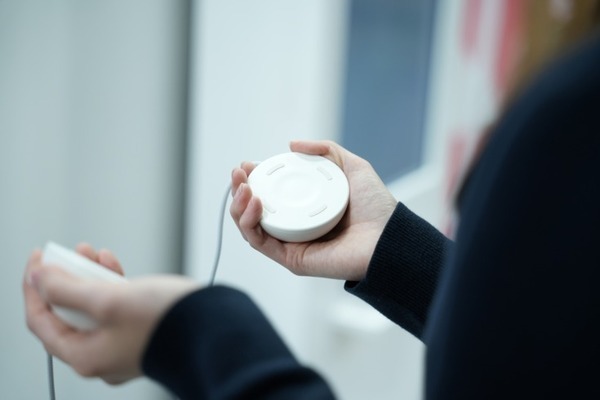 映画「野生の島のロズ」とドコモの触覚デバイス「FEEL TECH」で新たな映画体験　体験イベントを各地で開催