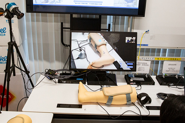 NTT東日本「触覚と映像を使ったオンライン診療」デモを公開　現場の看護士と遠隔の医師がIOWNでリアル触診　ユカイ工学が協力