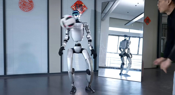 話題のヒューマノイド「Unitree G1」ダンス動画の第2弾を公開　音楽を続けろ、ダンスを止めるな！