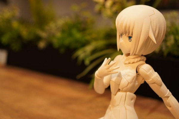 フィギュア姿のドール・ロボット『フレームアームズ・ガール 轟雷』プロジェクト　キャラクター×ドールロボットの新たな可能性を探る
