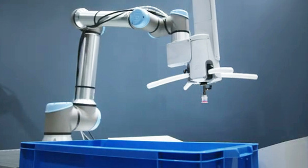 ブリヂストンがゴム人工筋肉のソフトロボットハンドのデモ動画3本を公開　物流・製造・小売で柔らかい手の可能性示す