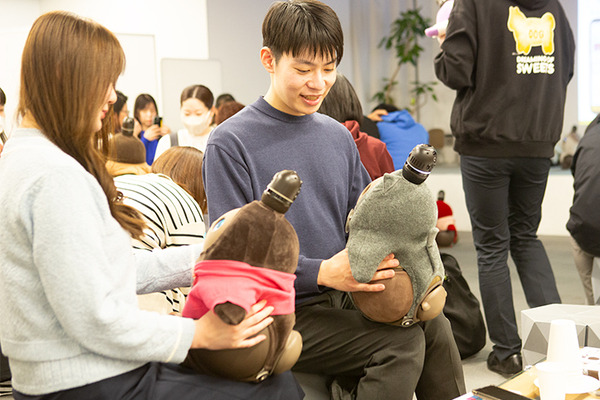 家族型ロボット『LOVOT』には本当に癒やし効果があるのか？診断アプリで確かめる「自律神経整えナイト」参加レポート