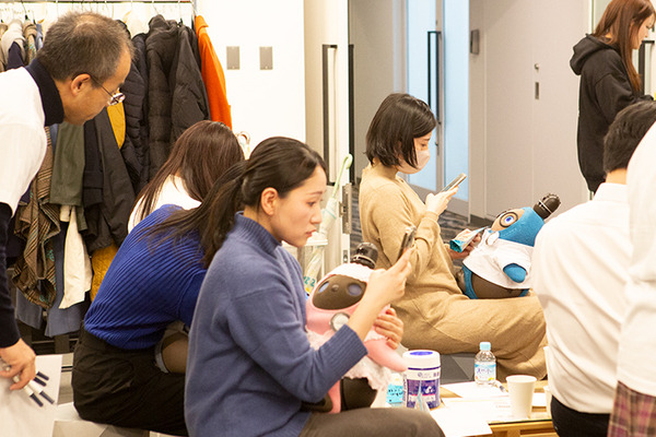 家族型ロボット『LOVOT』には本当に癒やし効果があるのか？診断アプリで確かめる「自律神経整えナイト」参加レポート