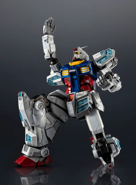 関西エリアで最大規模の「ガンダムベース」大阪・大丸梅田店が期間限定オープン　万博開催に合わせて