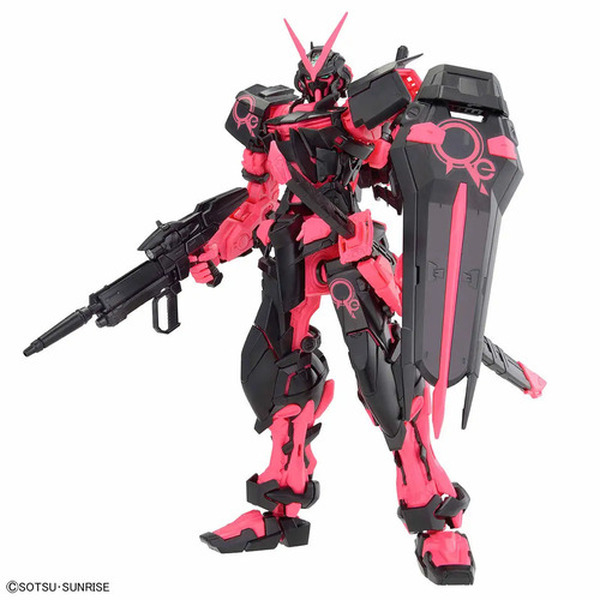 関西エリアで最大規模の「ガンダムベース」大阪・大丸梅田店が期間限定オープン　万博開催に合わせて