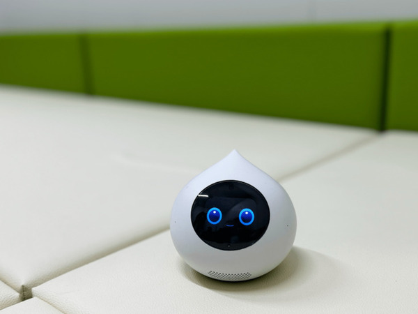 大阪・関西万博の迷子ケアはMIXIの会話AIロボット「Romi」が担当　パビリオンやゲート、トイレの案内などにも対応