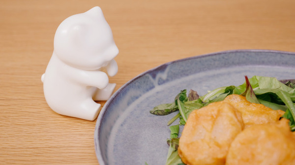 熱いものを冷ましてくれる小さなロボット「猫舌ふーふー」のクラウドファンディング、4月15日開始　猫舌問題にIT技術で挑む