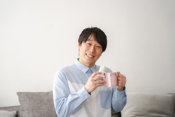 開始後40分で目標金額を達成！ 熱々を「ふーふー」してくれる小型ロボット「猫舌ふーふー」クラファン、3色カラーで実施中