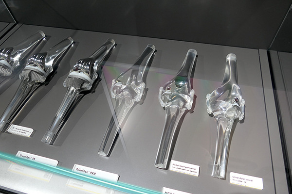 日本ストライカーが本社を拡張移転、ショールーム付きに　人工関節置換術用ロボット「Mako」訓練施設も