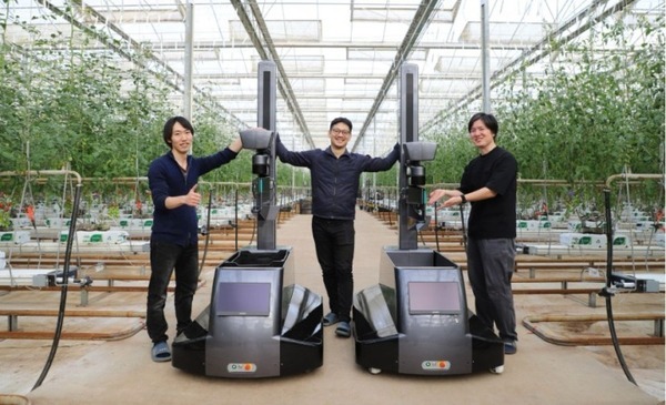 自律型トマト収穫ロボットの最新モデルをinahoが発表　機能向上のポイントは・・　オランダの提携圃場で実地テスト予定