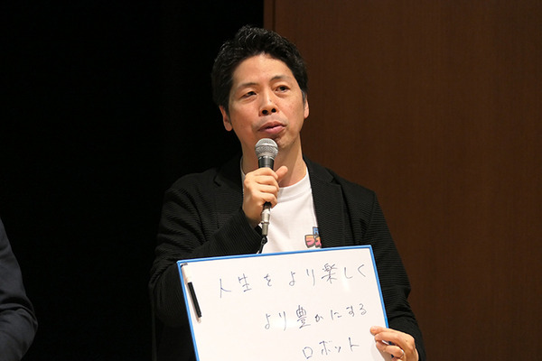 ロボットの未来を語ろう、「コミュニケーションロボット博」開催　各メーカーとオーナーたちが集う