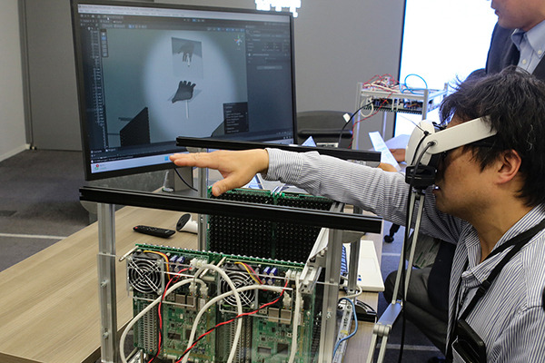 超音波で空中にリアルな触感を創るってどういうこと？　NTTが触れずにつるつる・ざらざらなどの触り心地を演出する技術を発表