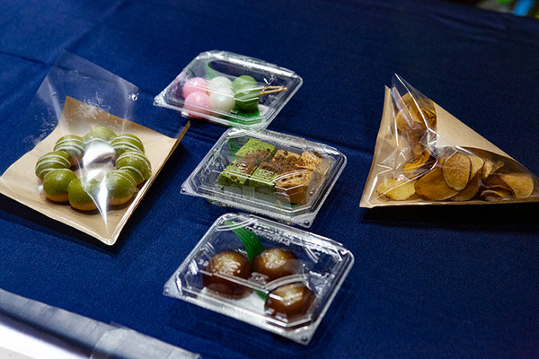 日本庭園で幻想的な光と音のライトアップを楽しむ「旧芝離宮夜会 ひかりめぐる庭」体験レポート　5月25日まで開催