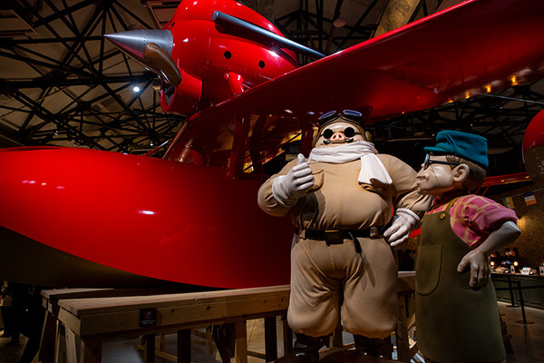 「ジブリの立体造型物展」開幕！ 巨大トトロや紅の豚の飛行艇など圧巻の造型物の見どころ紹介　体験レポート